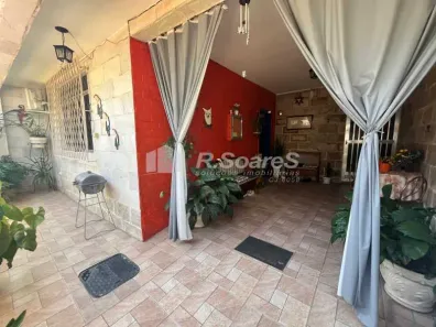 Casa com 3 Quartos à venda, 177m² no Madureira, Rio de Janeiro