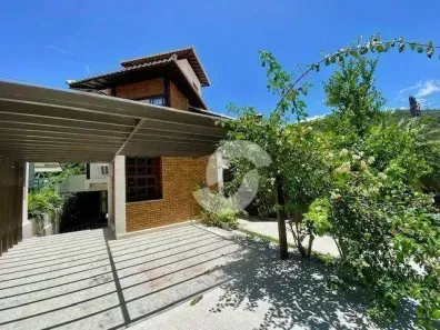 Casa de Condomínio com 4 Quartos à venda, 365m² no Camboinhas, Niterói