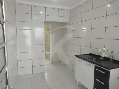 Casa com 2 Quartos para alugar, 45m² no Água Fria, São Paulo
