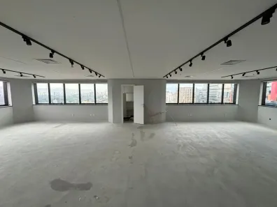 Sala Comercial para alugar, 184m² no Itaim Bibi, São Paulo