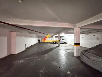 Galpão/Depósito/Armazém para alugar, 600m² no Centro, Divinópolis