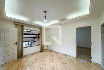 Casa com 2 Quartos à venda, 300m² no Anchieta, São Bernardo do Campo