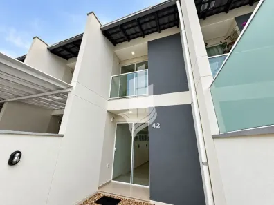 Sobrado com 2 Quartos à venda, 72m² no Água Verde, Blumenau