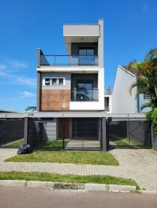 Sobrado com 3 Quartos à venda, 133m² no Fanny, Curitiba