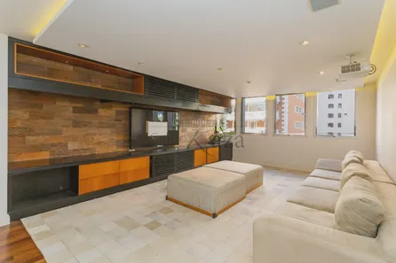Apartamento com 3 Quartos à venda, 177m² no Cerqueira César, São Paulo