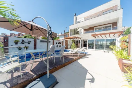 Casa com 4 Quartos à venda, 427m² no Ipanema, Porto Alegre