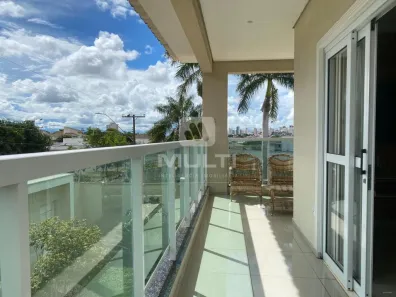 Casa com 3 Quartos à venda, 255m² no Jardim Inconfidência, Uberlândia