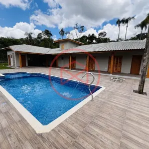 Fazenda/Sítio com 3 Quartos à venda, 210m² no Ibiúna, Ibiúna