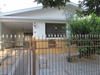 Casa com 2 Quartos para alugar, 120m² no Jardim São Carlos, Sumaré