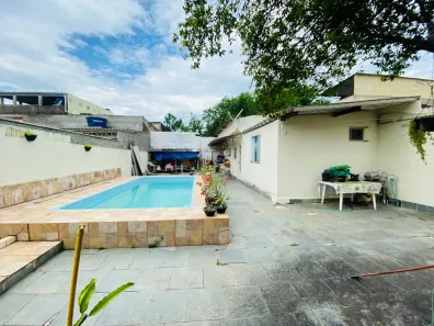 Casa com 3 Quartos à venda, 215m² no Campo Grande, Rio de Janeiro