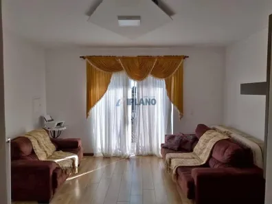 Sobrado com 3 Quartos à venda, 245m² no Jardim Tangará, São Carlos