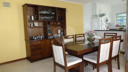 Casa com 4 Quartos à venda, 230m² no Indianópolis, São Paulo