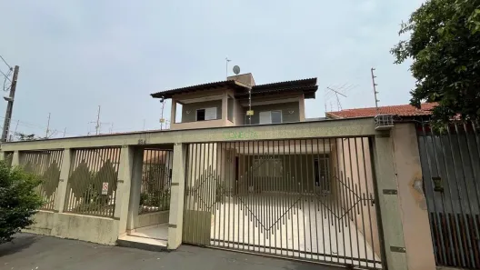 Casa com 4 Quartos à venda, 232m² no Monte Belo, Londrina