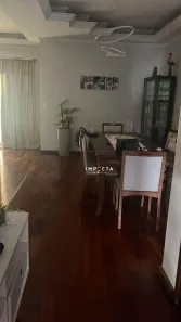 Apartamento com 3 Quartos à venda, 225m² no Centro, Pouso Alegre
