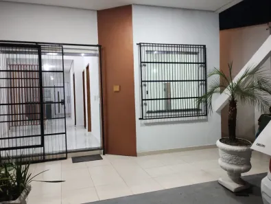 Casa com 2 Quartos para alugar, 54m² no Parque 10 de Novembro, Manaus