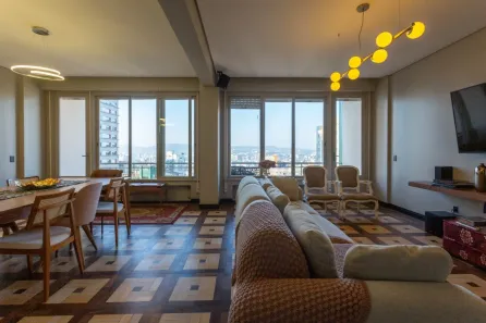 Apartamento com 3 Quartos à venda, 222m² no Independência, Porto Alegre