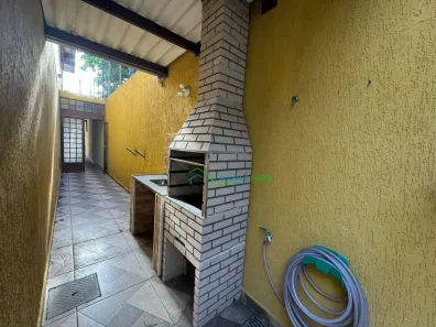 Casa com 3 Quartos à venda, 150m² no Vila Caldas, Carapicuíba