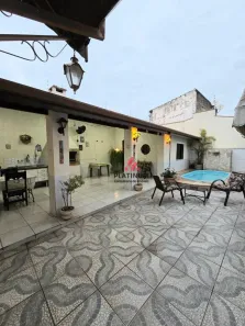 Casa com 3 Quartos à venda, 173m² no Vila Santa Isabel, Taubaté