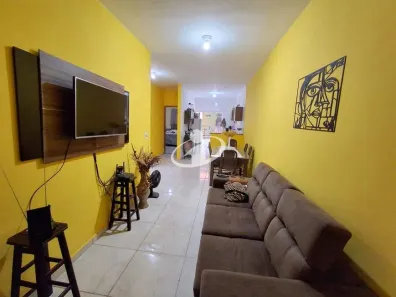 Casa com 2 Quartos para alugar, 70m² no Jardim Europa, Uberlândia
