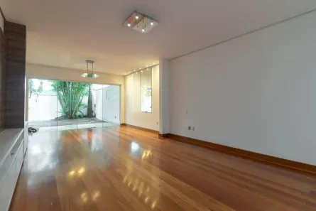 Casa com 4 Quartos à venda, 260m² no Chácara Monte Alegre, São Paulo