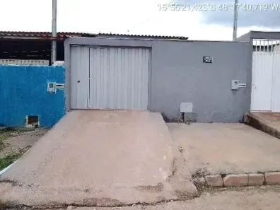 Casa com 2 Quartos à venda, 180m² no Parque Santo Antônio, Santo Antônio do Descoberto