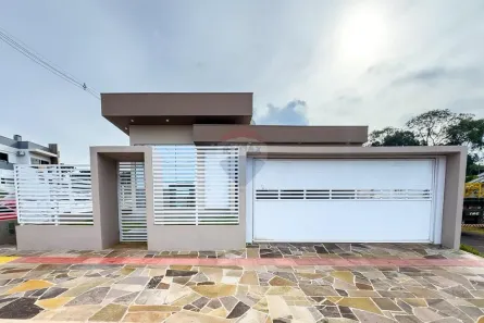 Casa com 3 Quartos à venda, 190m² no Zimmer, Erechim