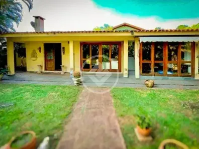Casa de Condomínio com 3 Quartos para alugar, 145m² no Marambaia, Vinhedo