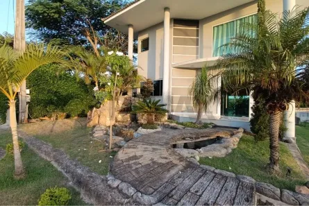 Casa de Condomínio com 4 Quartos para alugar, 360m² no Lagoinha, Araruama
