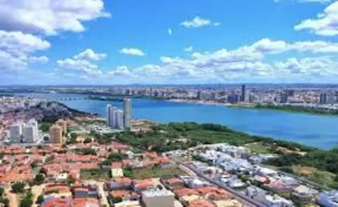 Lote/Terreno à venda, 375m² no Cajueiro, Juazeiro