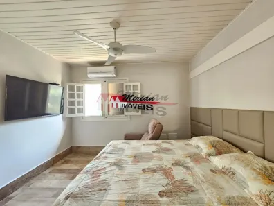 Casa com 4 Quartos à venda, 420m² no Centro, Peruíbe