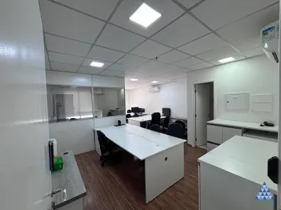 Sala Comercial à venda, 47m² no Vila Ester (Zona Norte), São Paulo