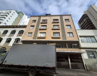 Apartamento com 2 Quartos para alugar, 111m² no Granbery, Juiz de Fora