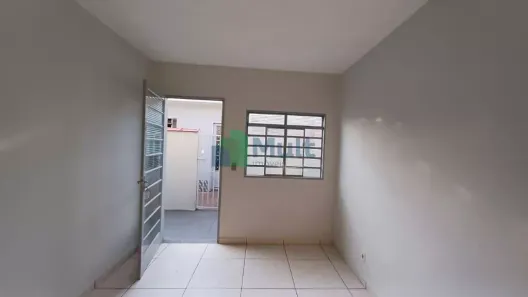 Casa com 1 Quarto para alugar, 36m² no Jardim Zara, Ribeirão Preto