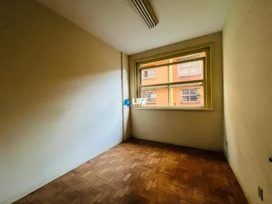 Apartamento com 2 Quartos à venda, 65m² no Centro, Belo Horizonte