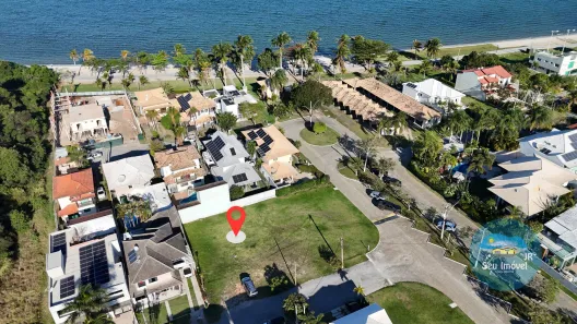 Lote/Terreno à venda, 315m² no Pontinha, Araruama