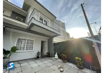 Casa com 3 Quartos à venda, 137m² no Igara, Canoas