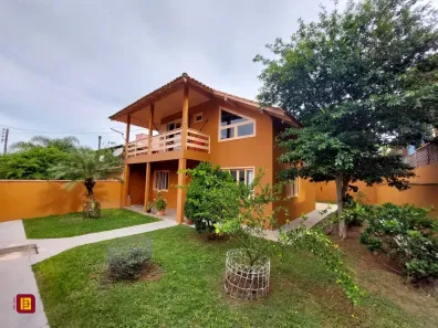 Sobrado com 5 Quartos à venda, 192m² no Rio Tavares, Florianópolis