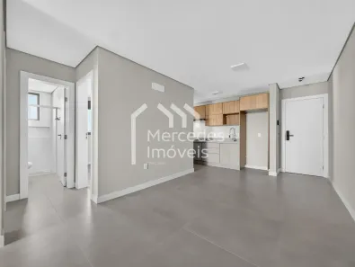 Apartamento com 2 Quartos para alugar, 70m² no Centro, Itajaí