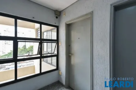 Sala Comercial à venda, 40m² no Cerqueira César, São Paulo