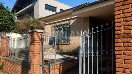 Casa com 3 Quartos para alugar, 157m² no Vila Sedenho, Araraquara