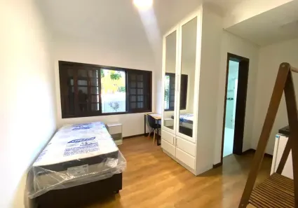 Apartamento com 1 Quarto para alugar, 20m² no Carvoeira, Florianópolis