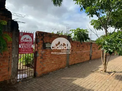 Lote/Terreno com 1 Quarto à venda, 540m² no Interlagos, Cascavel