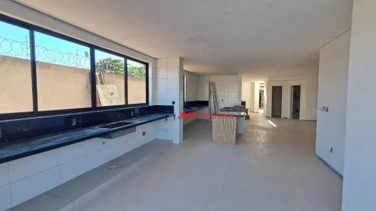 Casa com 4 Quartos à venda, 270m² no Bandeirantes (Pampulha), Belo Horizonte