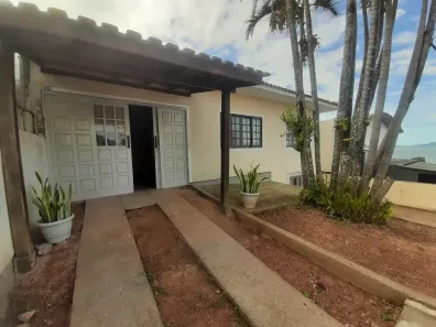 Casa com 3 Quartos à venda, 150m² no Serraria, São José