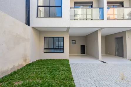Sobrado com 3 Quartos à venda, 162m² no Jardim das Américas, Curitiba