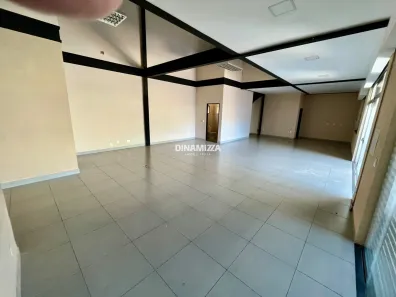 Ponto Comercial para alugar, 231m² no Boa Vista, Uberaba