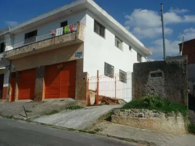 Sobrado com 3 Quartos à venda, 300m² no Jardim Peri, São Paulo