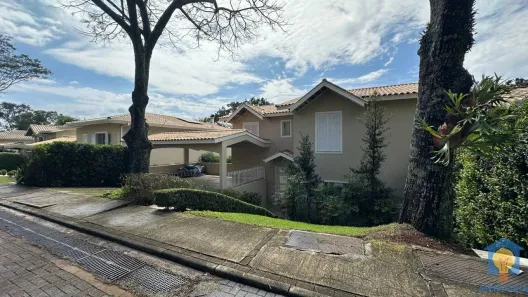 Casa de Condomínio com 3 Quartos para alugar, 300m² no Bosque do Vianna, Cotia