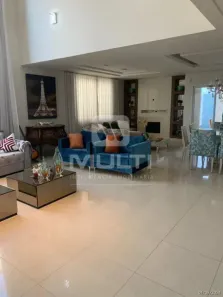 Casa com 3 Quartos à venda, 314m² no Vigilato Pereira, Uberlândia