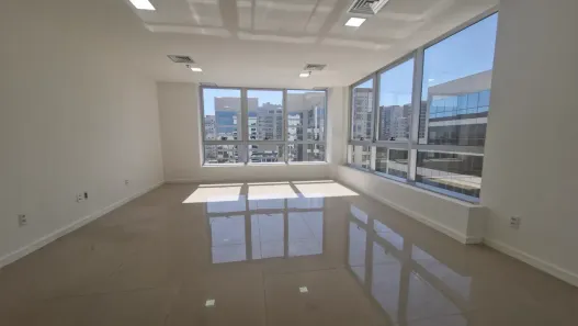 Sala Comercial para alugar, 32m² no Barra Olímpica, Rio de Janeiro